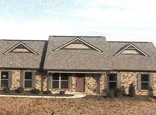 404 Conner Ln, Lenoir City, TN 37772