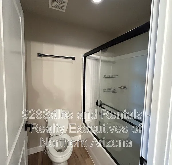 12217 Bliss Ave — Photo 16