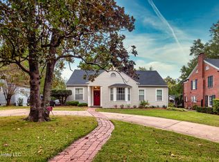 1424 Pinehurst Pl, Jackson, MS 39202