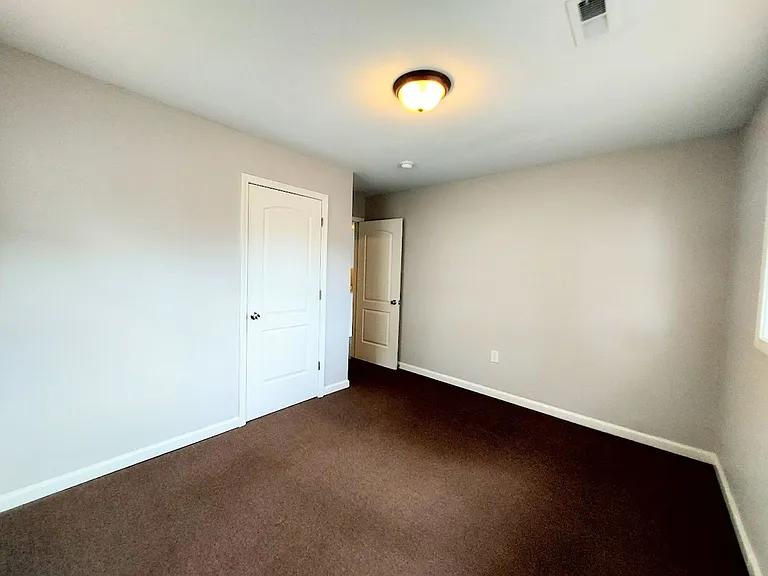 505 W Main St — Photo 10