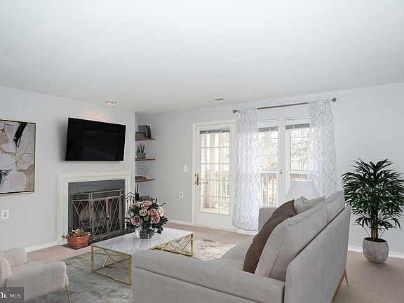 2nd image of 7512 Ashby Ln Unit D