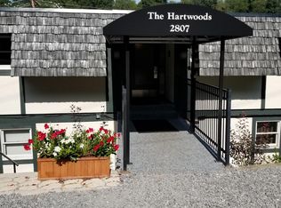 2807 Middle Rd APT 5, Glenshaw, PA 15116