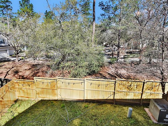 4th image of 35 Marble Rock Pl