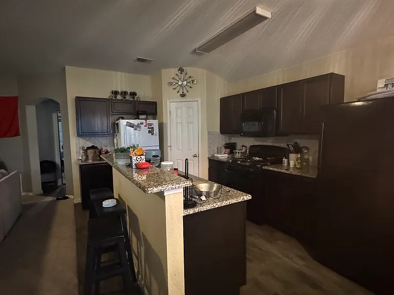 376 Musgrav — Photo 12