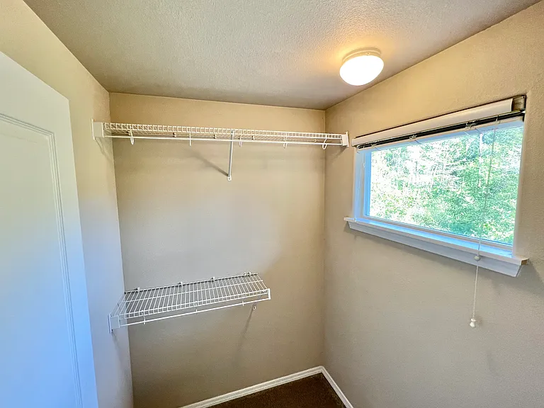 8490 Marigold St — Photo 11