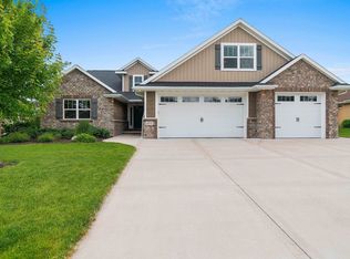 3979 Dollar Ln, De Pere, WI 54115