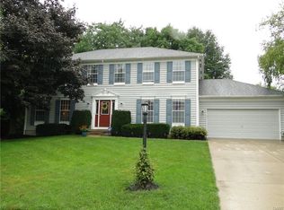 4152 Summerfield Dr, Dayton, OH 45432