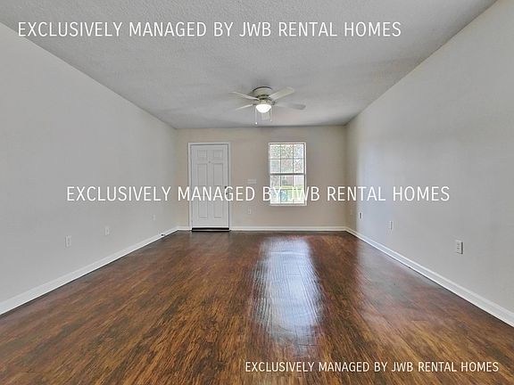 5th image of 8413 India Ave