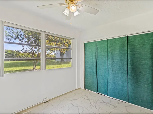 9440 SW 8th Street #103, Boca Raton, FL 33428