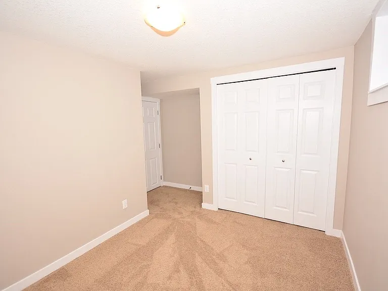 8504 135a Ave NW — Photo 7