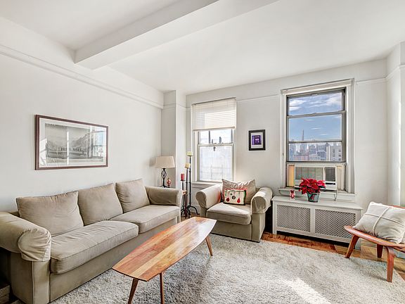 3rd image of 520 Amsterdam Ave #14B