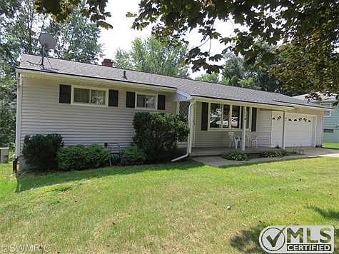 2nd image of 176 Beachfield Dr
