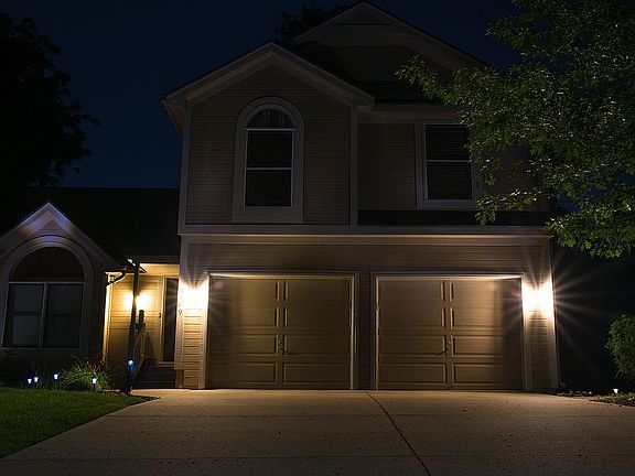 2nd image of 1709 NE 70th St