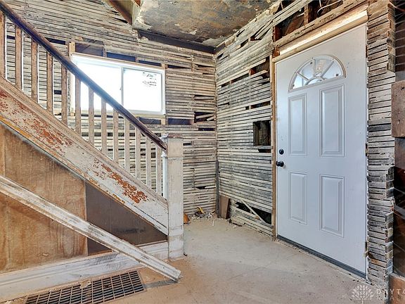 4th image of 924 Vernon Dr
