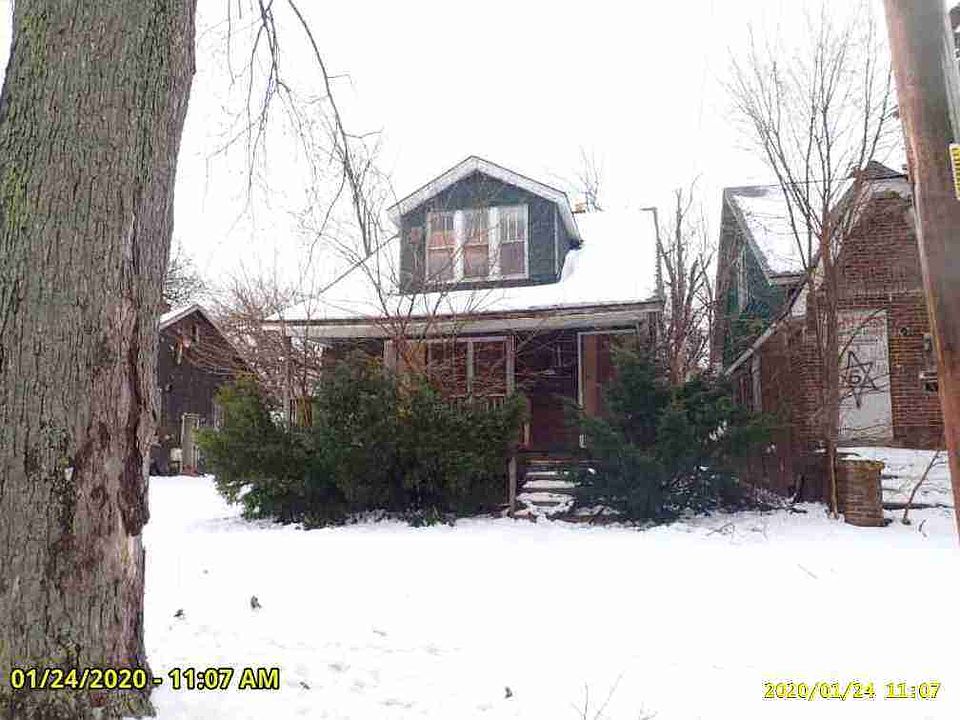 13064 Elmdale