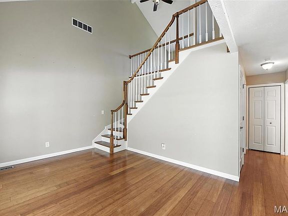 3rd image of 11263 Pineside Dr