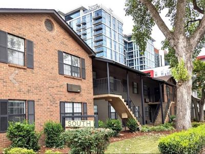 907 18th Ave S APT 203, Nashville, TN, 37212