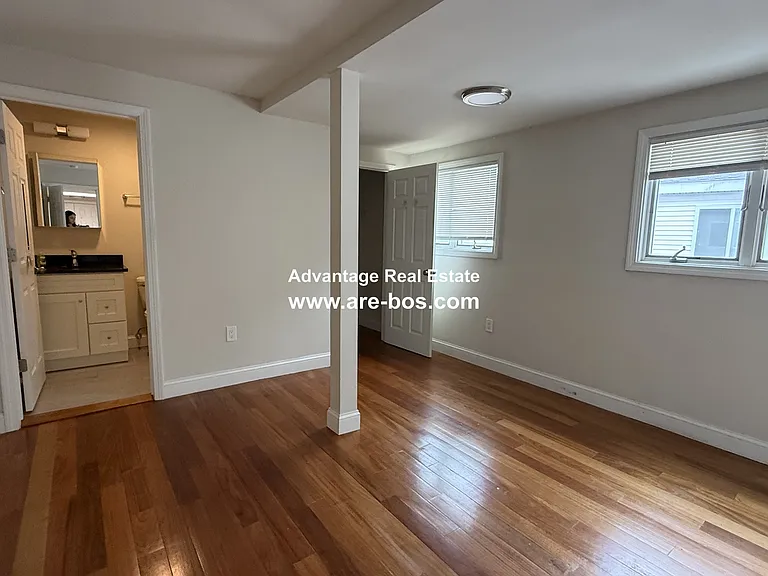 260 Salem St #1 — Photo 12