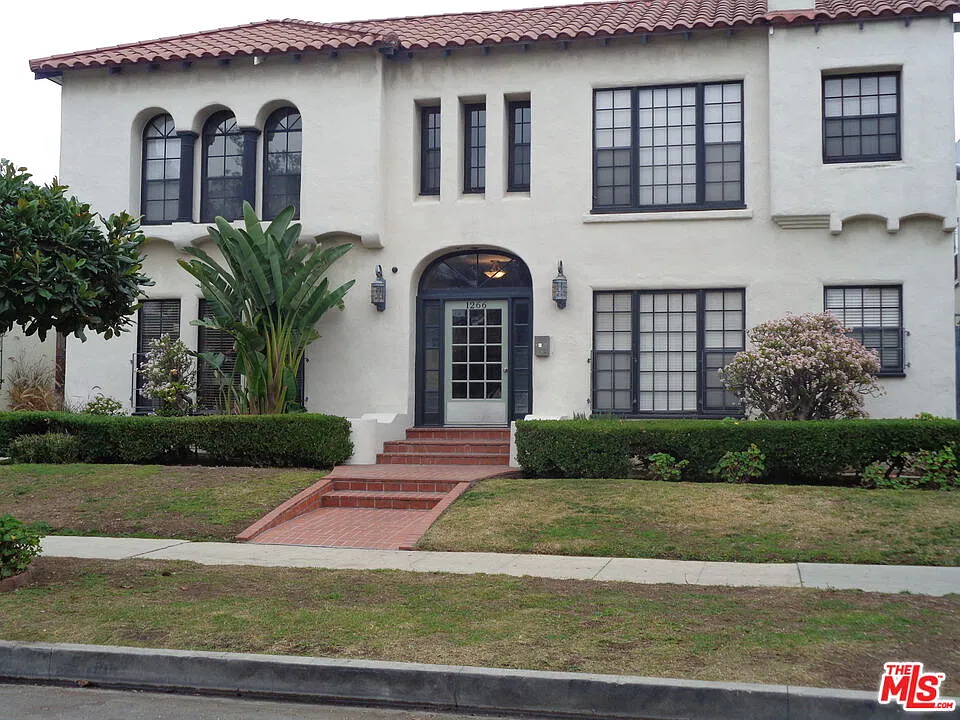 Studio, 1.0 bath, 595 sqft, $1,825 — Photo 1