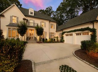 3910 Stratford Ct, Raleigh, NC 27609