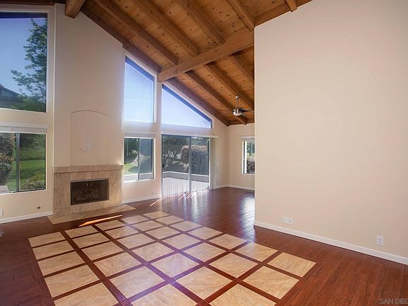 5th image of 610 Camino De Clara