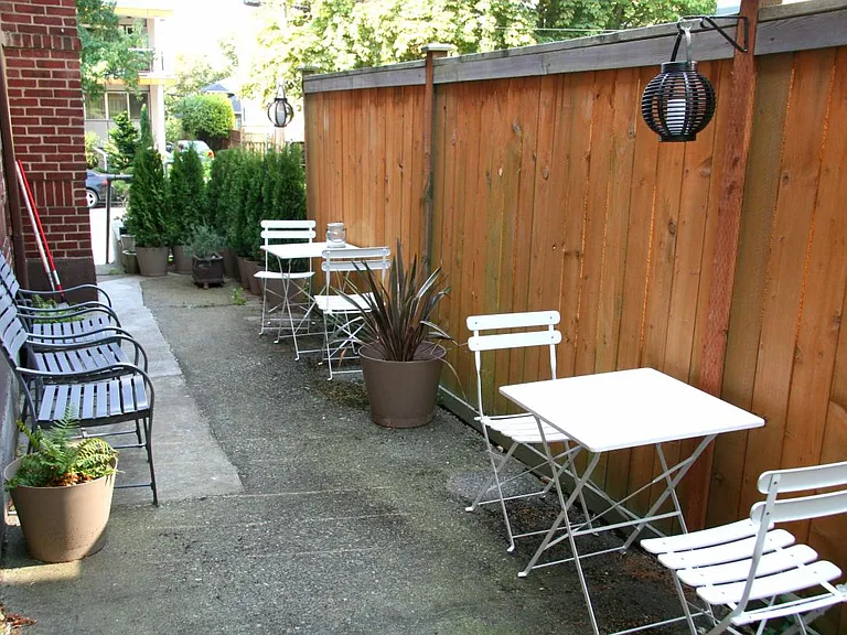 102 Galer St #102 — Photo 8