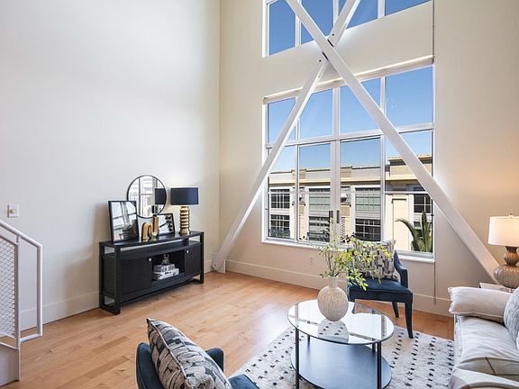 3rd image of 333 Santana Row APT 317