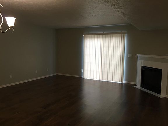 3rd image of 4056 Rivertown Ln SW