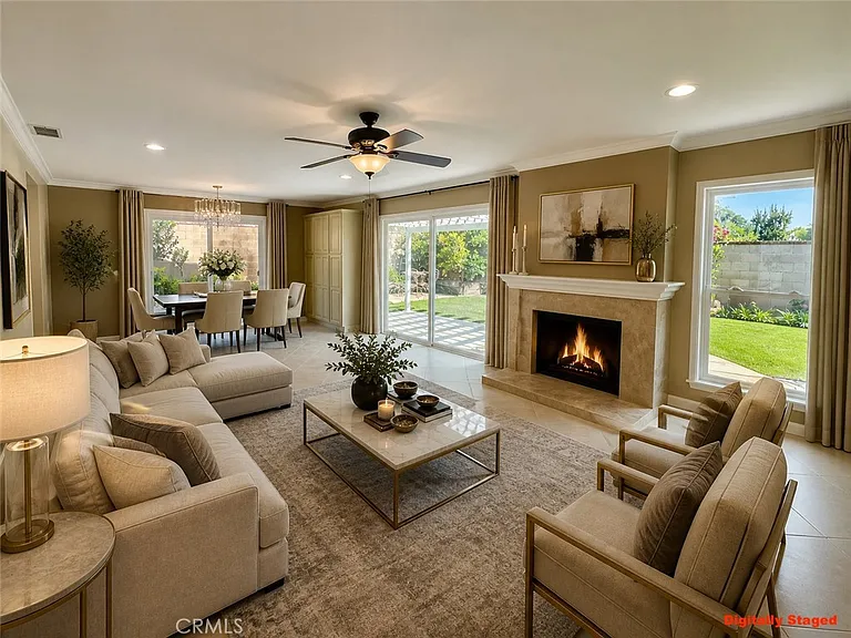 18572 Avolinda Dr — Photo 17