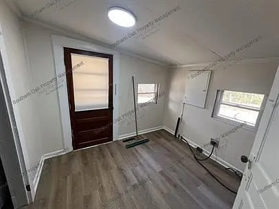 126 Park Ave — Photo 3