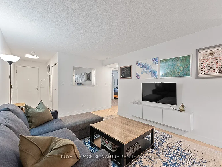 323 Richmond St E #412 — Photo 5
