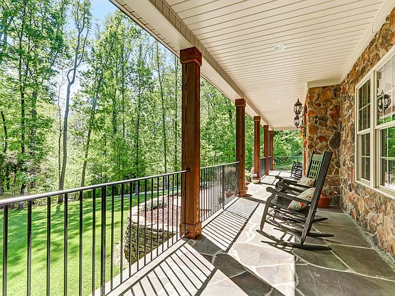 3rd image of 4624 W Millstone Dr