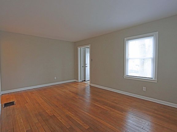 4th image of 811 Chestershire Rd