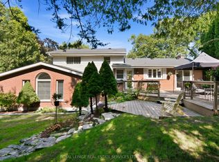 17 Lynndale Dr, Hamilton, ON L9H3L4