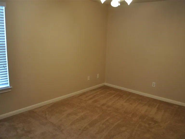 2170 Brittany Colony Dr — Photo 35