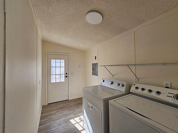 2nd image of 55 Bayley-Hazen Road