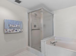 5906 Crystal Shores Dr APT 202, Boynton Beach, FL 33437