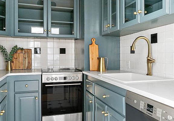 3rd image of 159 W 13th St APT 1