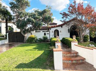 1072 E Fairmount Rd, Burbank, CA 91501