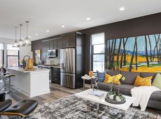 1056 Hampton Cir Unit 75, Detroit, MI 48207