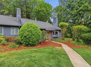 4638 Lake Jeanette Rd, Greensboro, NC 27455
