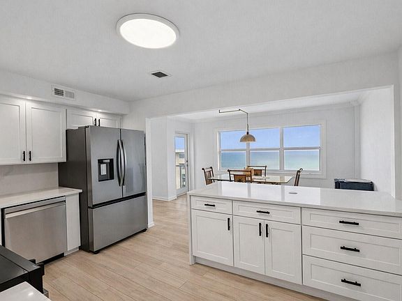 4th image of 111 N Pompano Beach Boulevard #1801
