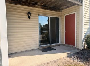 2201 Rock Cliff Reach APT A, Chesapeake, VA 23320