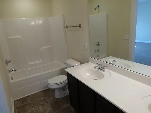 5566 Oak Chase Dr — Photo 12
