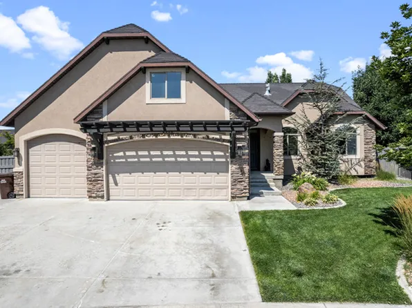 8643 N Chase Cir, Eagle Mountain, UT 84005