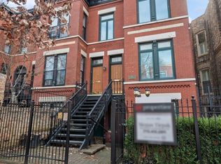 915 W Webster Ave, Chicago, IL 60614