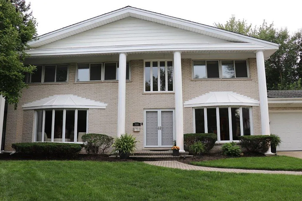 720 S Hiawatha Ct photo 1