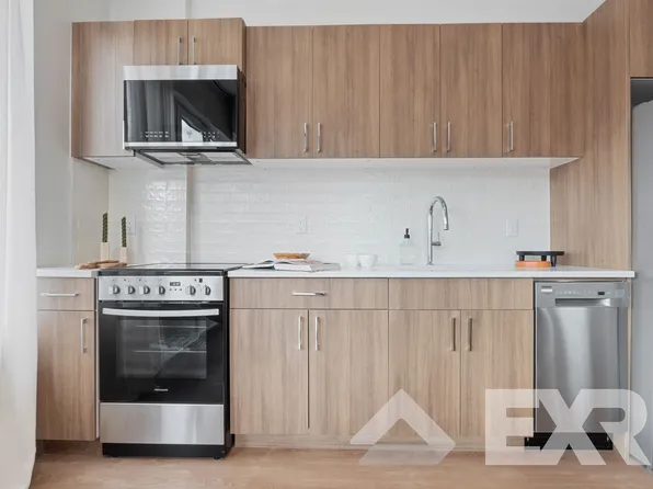 286 Rider Avenue image 2 of 17