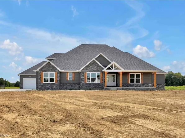 7706 Springfield Dr, Valley City, OH 44280