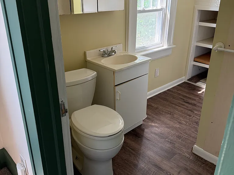 132 Crescent Dr #U — Photo 11